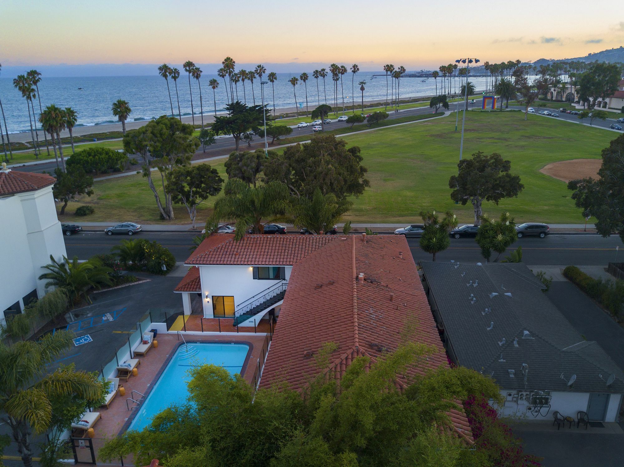 Blue Sands Inn, A Kirkwood Collection Hotel Santa Barbara Extérieur photo